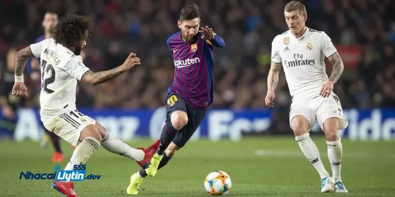 2 Soi kèo Barcelona vs Real Madrid